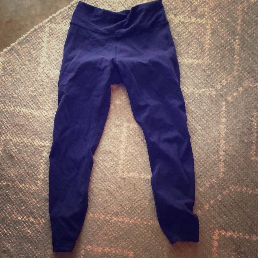 Lululemon leggings size 8